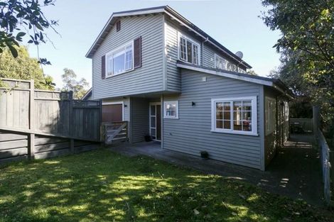 Photo of property in 104 Gillies Avenue, Taupo, 3330