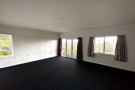 Photo of property in 144 Candia Road, Henderson Valley, Auckland, 0614