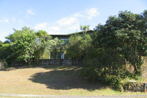 Photo of property in 3/180 Browns Bay Road, Murrays Bay, Auckland, 0630