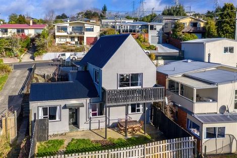 Photo of property in 74 Centennial Avenue, Helensburgh, Dunedin, 9010