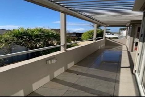 Photo of property in 1/94 Kitchener Road, Milford, Auckland, 0620