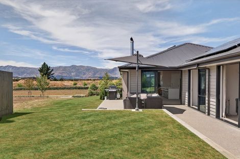 Photo of property in 11 Tahi Street, Albert Town, Wanaka, 9305