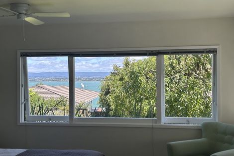 Photo of property in 47 Hadfield Street, Beach Haven, Auckland, 0626