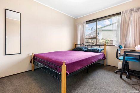 Photo of property in 1/29 Trentham Road, Papakura, 2110