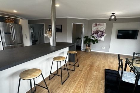 Photo of property in 6 Hampton Place, Springvale, Whanganui, 4501