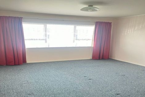 Photo of property in 1/31 Marlborough Avenue, Glenfield, Auckland, 0629