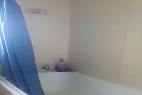 Photo of property in 1/69 College Road, Northcote, Auckland, 0627