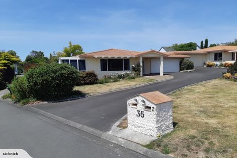 Photo of property in 2/2 Busby Place, Havelock North, 4130