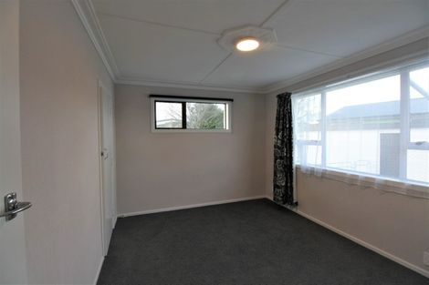 Photo of property in 52 Highfield Terrace, Newfield, Invercargill, 9812