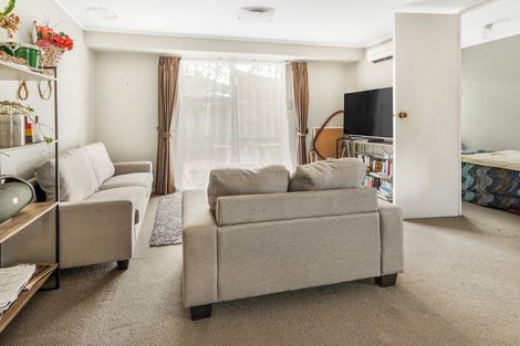 Photo of property in 10 Rogers Place, Fairview Downs, Hamilton, 3214