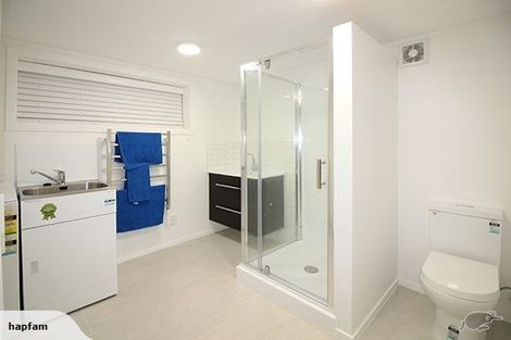 Photo of property in 1/49 Brigantine Drive, Beach Haven, Auckland, 0626