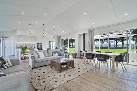 Photo of property in Piritu, 56 Riverview Lane, Maraekakaho, Hastings, 4171