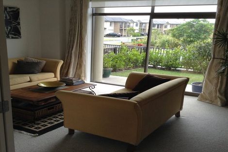 Photo of property in 88 Tihi Street, Stonefields, Auckland, 1072