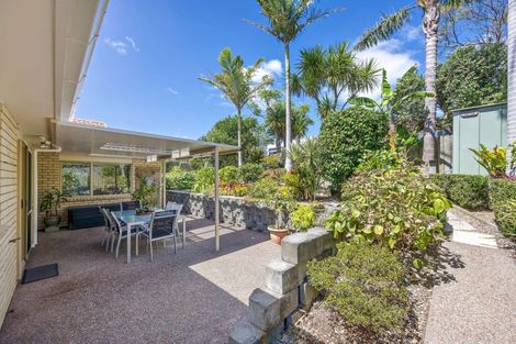 Photo of property in 4 Spinnaker Point, Manly, Whangaparaoa, 0930