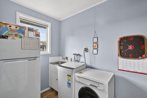 Photo of property in 8 Evelyn Place, Welbourn, New Plymouth, 4310