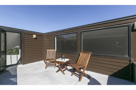 Photo of property in 36 Orangi Kaupapa Road, Northland, Wellington, 6012