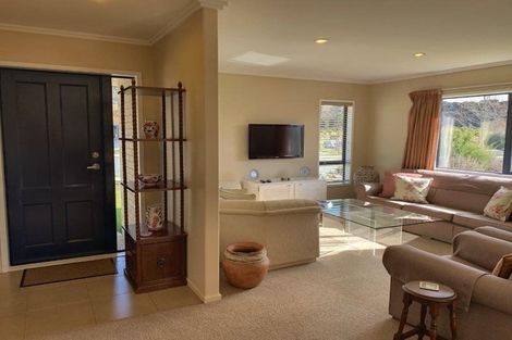 Photo of property in 11 Sherwin Avenue, Albert Town, Wanaka, 9305