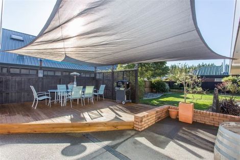 Photo of property in 50 Anglesea Avenue, Parklands, Christchurch, 8083