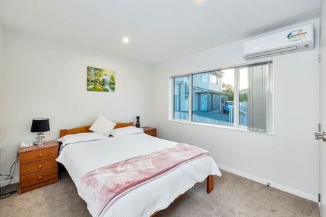 Photo of property in 92 Babich Road North, Ranui, Auckland, 0612