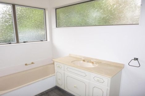 Photo of property in 85a Cambridge Terrace, Waterloo, Lower Hutt, 5011