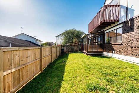 Photo of property in 2/14 Chip Grove, Sunnyhills, Auckland, 2010