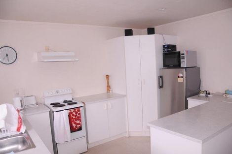 Photo of property in 2/1 Dunstall Place, Mangere Bridge, Auckland, 2022