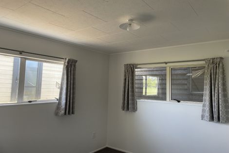Photo of property in 35 Eddowes Street, Manurewa, Auckland, 2102