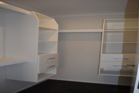 Photo of property in 16 Naeo Close, Papamoa Beach, Papamoa, 3118