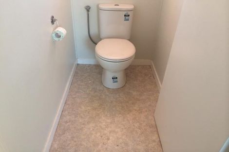 Photo of property in 6 Kia Ora Road, Beach Haven, Auckland, 0626