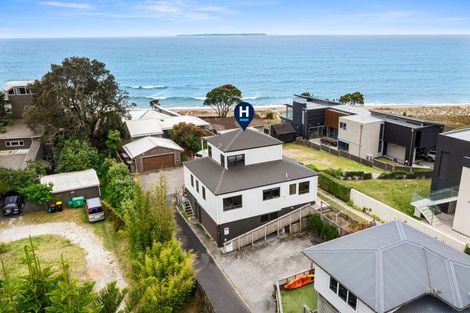 Photo of property in 1337c Papamoa Beach Road, Papamoa Beach, Papamoa, 3118