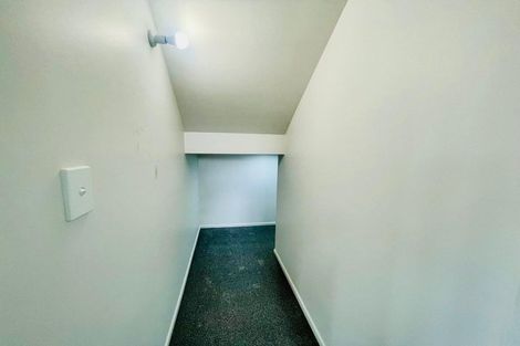 Photo of property in 1 Sharland Avenue, Manurewa, Auckland, 2102