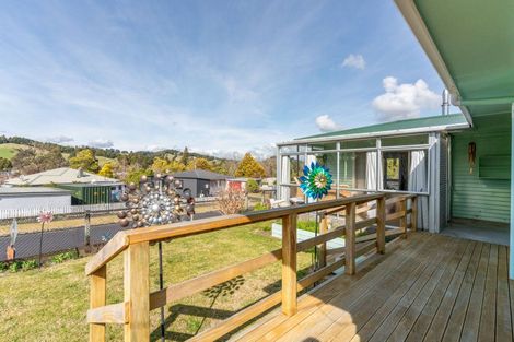 Photo of property in 4 Tarrangower Avenue, Taumarunui, 3920
