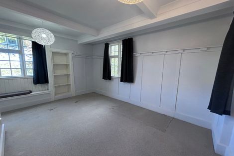 Photo of property in 145 Kelburn Parade, Kelburn, Wellington, 6012
