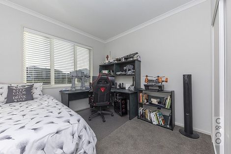 Photo of property in 15 Turpin Road, Riverhead, 0820