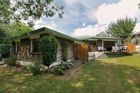 Photo of property in 28 Kentucky Way, Awapuni, Palmerston North, 4412