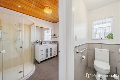 Photo of property in 17 Macky Street, Taita, Lower Hutt, 5011