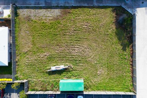 Photo of property in 8a Main Road North, Woodend, 7610