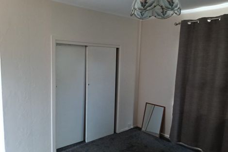 Photo of property in 8 Coletta Lane, Te Atatu South, Auckland, 0610