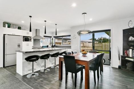 Photo of property in 24 Huka Heights Drive, Rangatira Park, Taupo, 3330