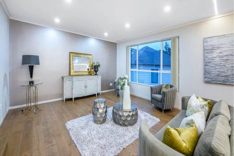 Photo of property in 72 Bur Oak Terrace, Schnapper Rock, Auckland, 0632