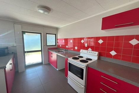 Photo of property in 1050 Papamoa Beach Road, Papamoa Beach, Papamoa, 3118