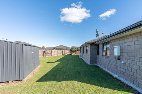 Photo of property in 15 Cole Thomas Place, Huntington, Hamilton, 3210