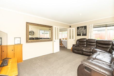 Photo of property in 38 Bramley Drive, Rototuna, Hamilton, 3210