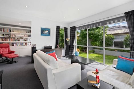 Photo of property in 4a Nutfield Lane, Cashmere, Christchurch, 8022