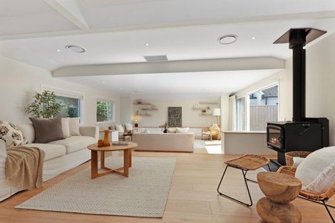 Photo of property in 43 Wai-iti Terrace, Burnside, Christchurch, 8052