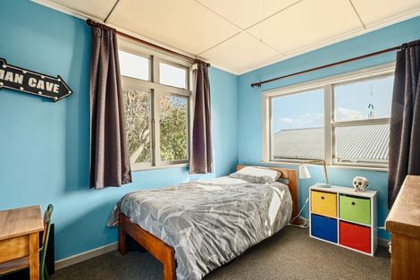 Photo of property in 64 Cutfield Road, New Plymouth, 4310