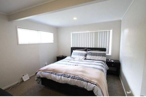 Photo of property in 4 Santiago Crescent, Unsworth Heights, Auckland, 0632