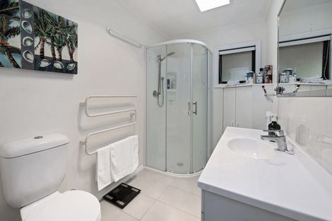 Photo of property in 6 Iriirikapua Parade, Owhata, Rotorua, 3010