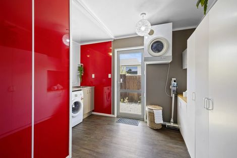 Photo of property in 6 Mace Street, Waitara, 4320