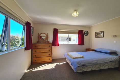 Photo of property in 1 Allman Drive, Coromandel, 3506